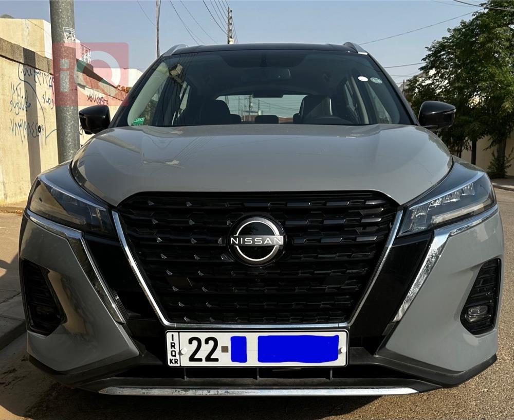 نیسان کیکس
